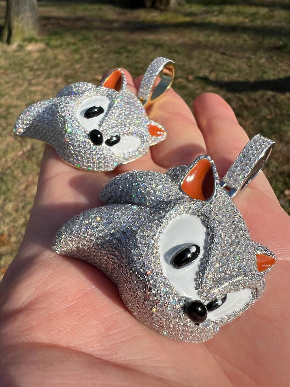 13.5ct MOISSANITE 925 Silver / Gold Plated Iced Large Sonic The Hedgehog Necklace Pendant 6 13.5ct MOISSANITE 925 Silver / Gold Plated Iced Large Sonic The Hedgehog Necklace Pendant - Image 4