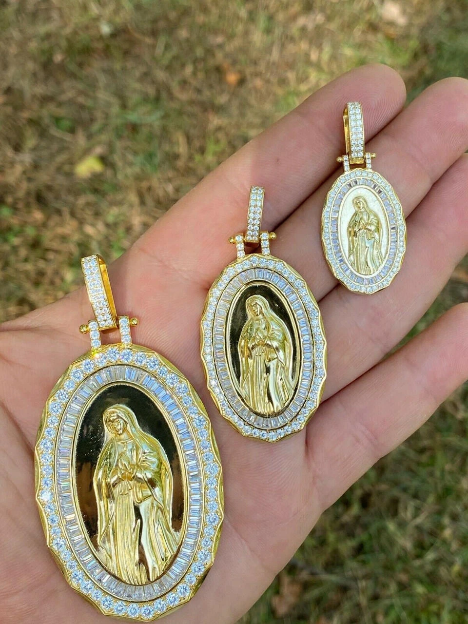14k Gold Real 925 Sterling Silver Virgin Mary Necklace Pendant Iced Medallion 15 14k Gold Real 925 Sterling Silver Virgin Mary Necklace Pendant Iced Medallion - Image 13