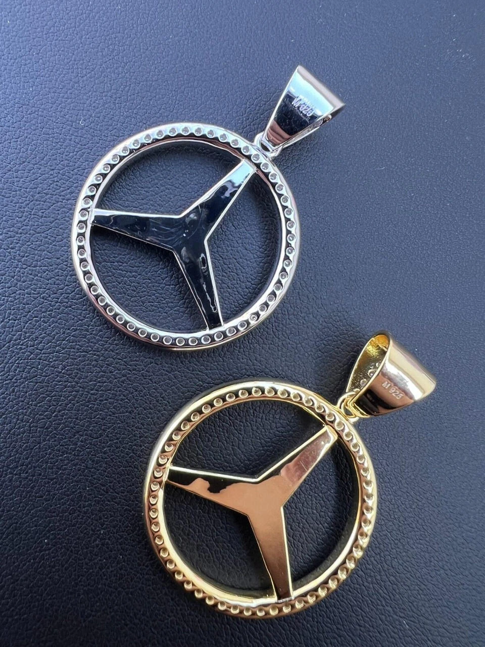 1ct MOISSANITE 925 Silver/Gold Plated Iced Mercedes Benz Logo Pendant Necklace 11 1ct MOISSANITE 925 Silver/Gold Plated Iced Mercedes Benz Logo Pendant Necklace - Image 9