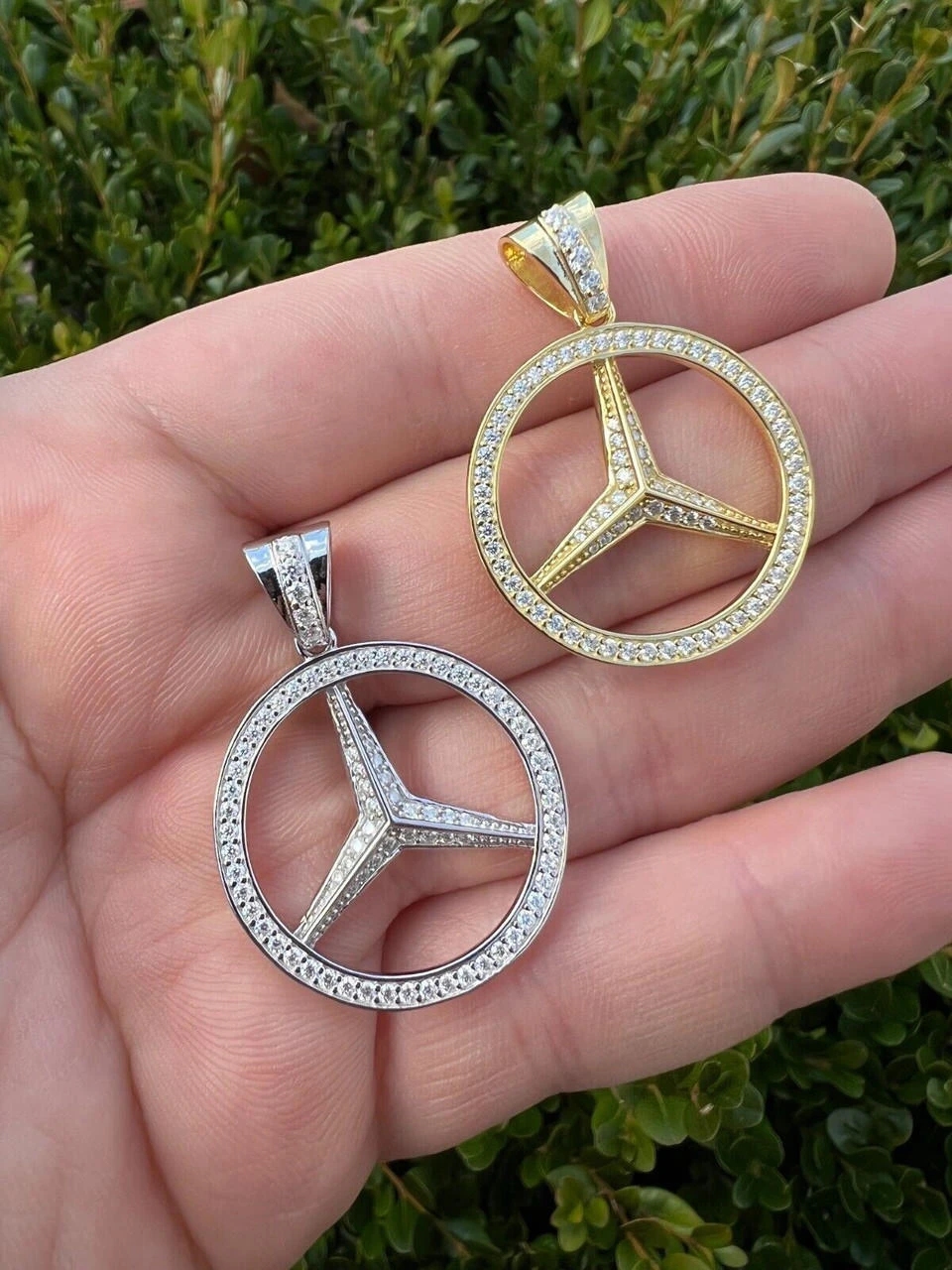 1ct MOISSANITE 925 Silver/Gold Plated Iced Mercedes Benz Logo Pendant Necklace 18 1ct MOISSANITE 925 Silver/Gold Plated Iced Mercedes Benz Logo Pendant Necklace - Image 16