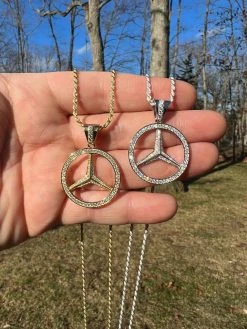 1ct MOISSANITE 925 Silver/Gold Plated Iced Mercedes Benz Logo Pendant Necklace 32 1ct MOISSANITE 925 Silver/Gold Plated Iced Mercedes Benz Logo Pendant Necklace -Harlem Bling Shop harlembling 1ct moissanite 925 silvergold plated iced mercedes benz logo pendant necklace 26663.1674841660