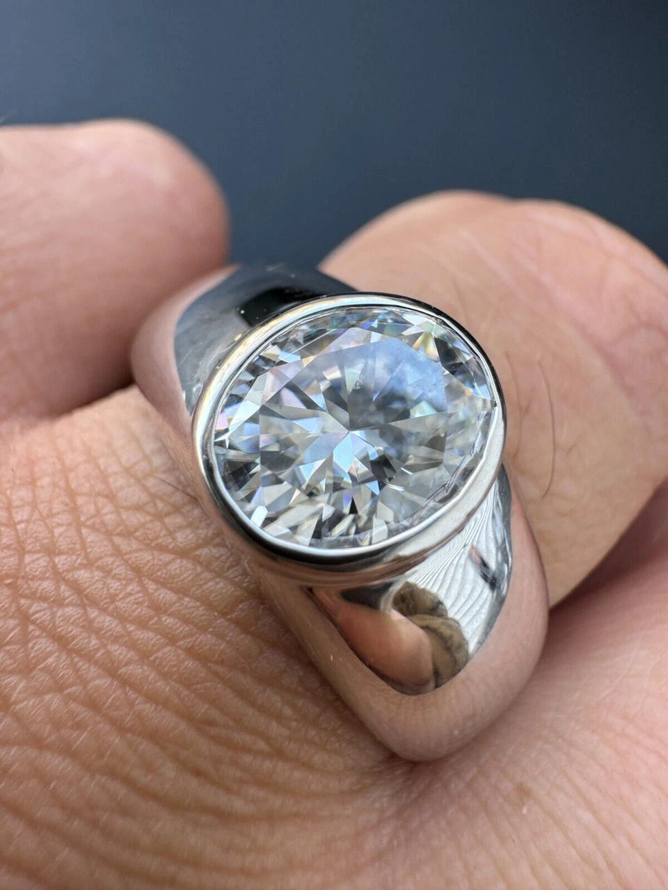 3ct MOISSANITE Oval Cut Big Solitaire Men's Real Solid 925 Silver Ring Pinky 4 3ct MOISSANITE Oval Cut Big Solitaire Men's Real Solid 925 Silver Ring Pinky - Image 2