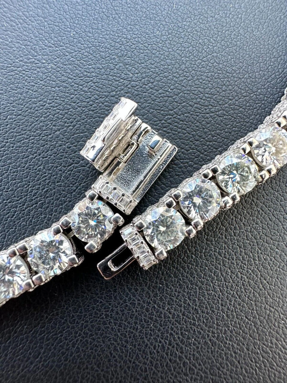 5mm MOISSANITE Tennis Chain Necklace Reinvented 925 Silver Stones On All Sides 17 5mm MOISSANITE Tennis Chain Necklace Reinvented 925 Silver Stones On All Sides - Image 15