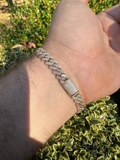 8mm Solid 14k Gold MOISSANITE Real Miami Cuban Link Prong Iced Hip Hop Bracelet 26 8mm Solid 14k Gold MOISSANITE Real Miami Cuban Link Prong Iced Hip Hop Bracelet -Harlem Bling Shop harlembling 8mm solid 14k gold moissanite real miami cuban link prong iced hip hop bracelet 22409.1700712738