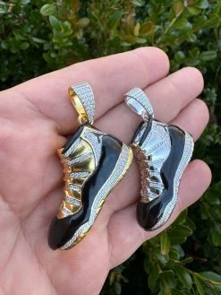 Air Jordan 45 Black Nike Sneaker Pendant MOISSANITE Real 925 Silver Iced Hip Hop 36 Air Jordan 45 Black Nike Sneaker Pendant MOISSANITE Real 925 Silver Iced Hip Hop -Harlem Bling Shop harlembling air jordan 45 black nike sneaker pendant moissanite real 925 silver iced hip hop 03146.1704353356