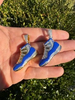 Air Jordan 45 Blue Nike Sneaker Pendant MOISSANITE Real 925 Silver Iced Hip Hop 35 Air Jordan 45 Blue Nike Sneaker Pendant MOISSANITE Real 925 Silver Iced Hip Hop -Harlem Bling Shop harlembling air jordan 45 blue nike sneaker pendant moissanite real 925 silver iced hip hop 10699.1704353396