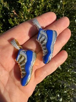 Air Jordan 45 Blue Nike Sneaker Pendant MOISSANITE Real 925 Silver Iced Hip Hop 34 Air Jordan 45 Blue Nike Sneaker Pendant MOISSANITE Real 925 Silver Iced Hip Hop -Harlem Bling Shop harlembling air jordan 45 blue nike sneaker pendant moissanite real 925 silver iced hip hop 62463.1704353519