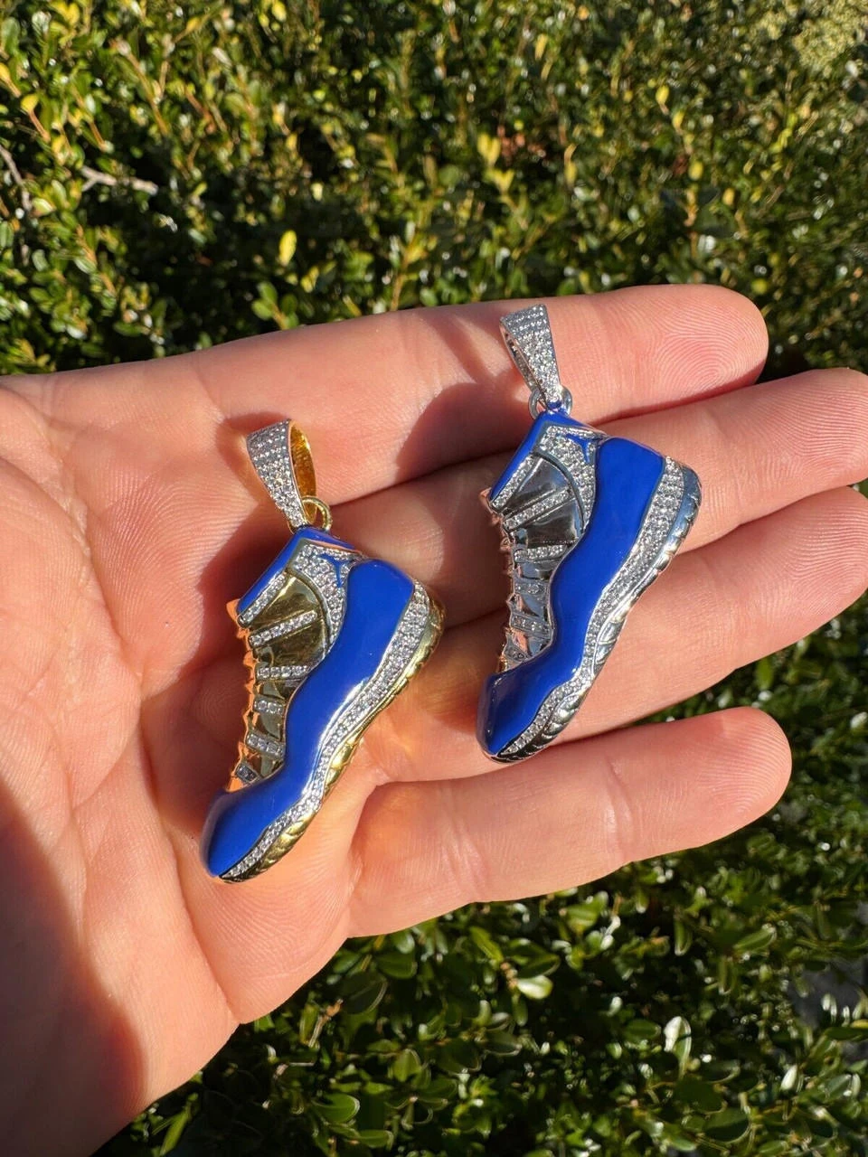 Air Jordan 45 Blue Nike Sneaker Pendant MOISSANITE Real 925 Silver Iced Hip Hop 8 Air Jordan 45 Blue Nike Sneaker Pendant MOISSANITE Real 925 Silver Iced Hip Hop - Image 6