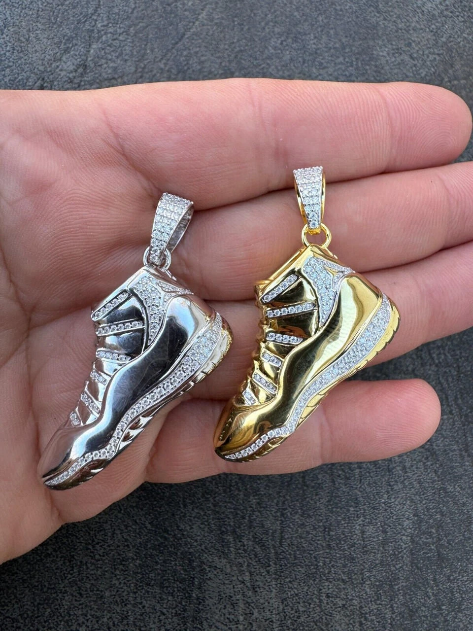 Air Jordan 45 Nike Sneaker Pendant MOISSANITE Real 925 Silver Gold Iced Hip Hop 19 Air Jordan 45 Nike Sneaker Pendant MOISSANITE Real 925 Silver Gold Iced Hip Hop - Image 17