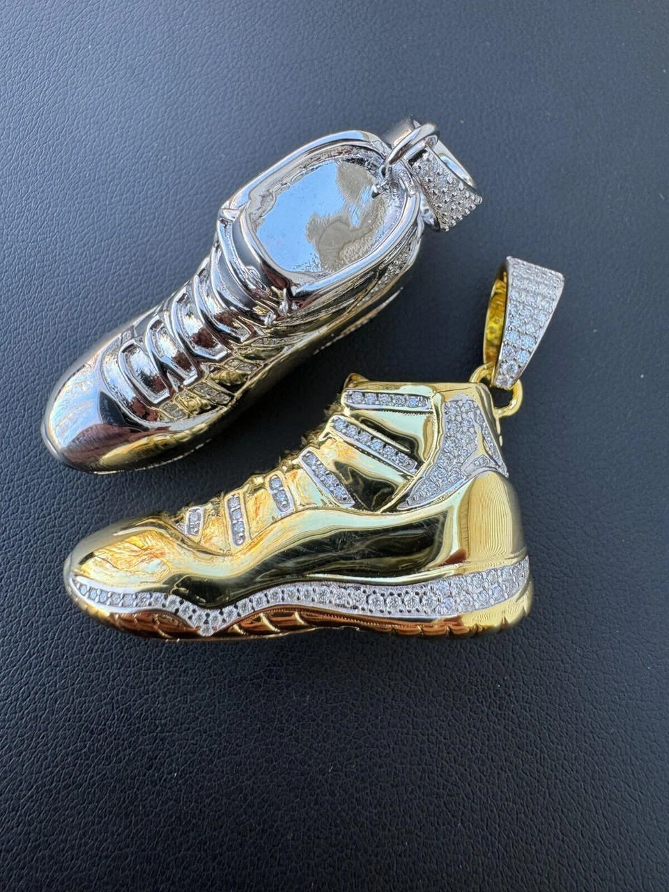 Air Jordan 45 Nike Sneaker Pendant MOISSANITE Real 925 Silver Gold Iced Hip Hop 16 Air Jordan 45 Nike Sneaker Pendant MOISSANITE Real 925 Silver Gold Iced Hip Hop - Image 14