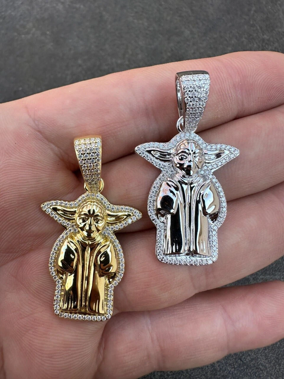 Baby Yoda Star Wars Pendant MOISSANITE Real 925 Silver / 14k Gold Iced Hip Hop 4 Baby Yoda Star Wars Pendant MOISSANITE Real 925 Silver / 14k Gold Iced Hip Hop - Image 2