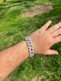 Big 22mm MOISSANITE Prong Cuban Link Bracelet 925 Silver Iced Pass Diamond Test 18 Big 22mm MOISSANITE Prong Cuban Link Bracelet 925 Silver Iced Pass Diamond Test -Harlem Bling Shop harlembling big 22mm moissanite prong cuban link bracelet 925 silver iced pass diamond test 67722.1664358677