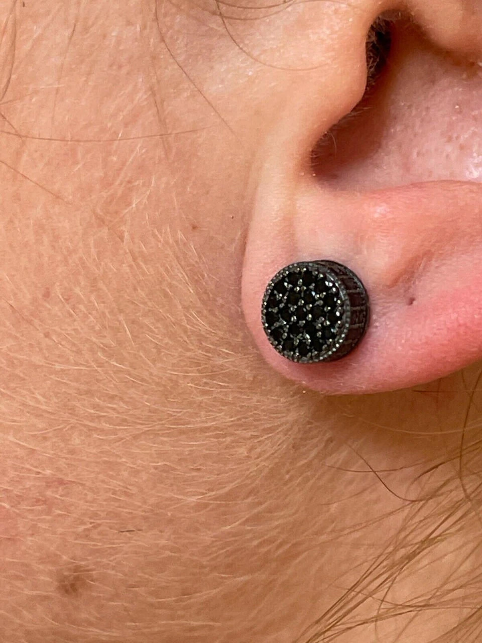 Black Moissanite 925 Silver Hip Hop Earrings Small Round Studs Pass Diamond Test 8 Black Moissanite 925 Silver Hip Hop Earrings Small Round Studs Pass Diamond Test - Image 6