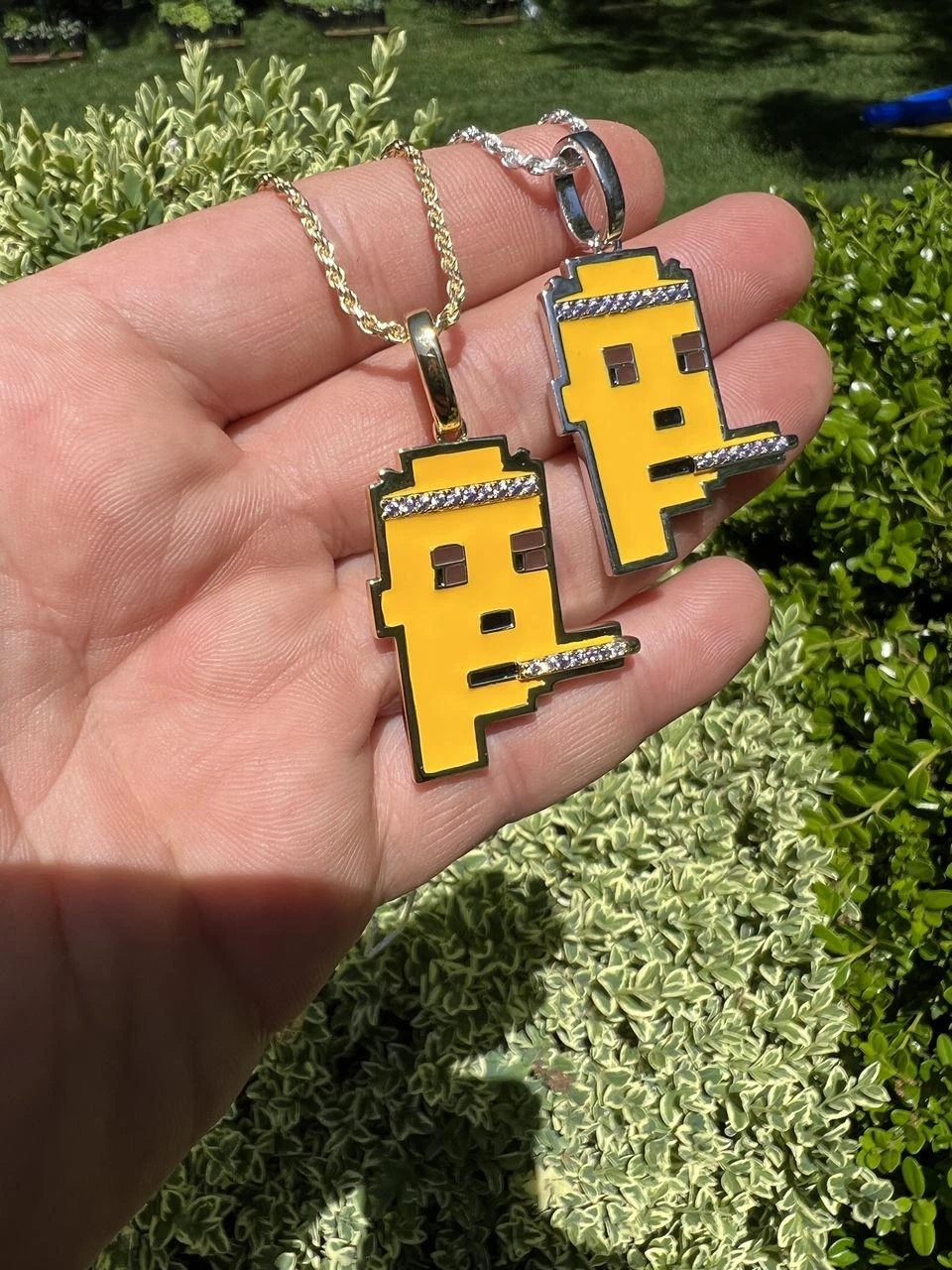 Cryptopunk NFT #4 Guy Smoking Blunt Iced Pendant Necklace Solid 925 Silver / 14k 4 Cryptopunk NFT #4 Guy Smoking Blunt Iced Pendant Necklace Solid 925 Silver / 14k - Image 2