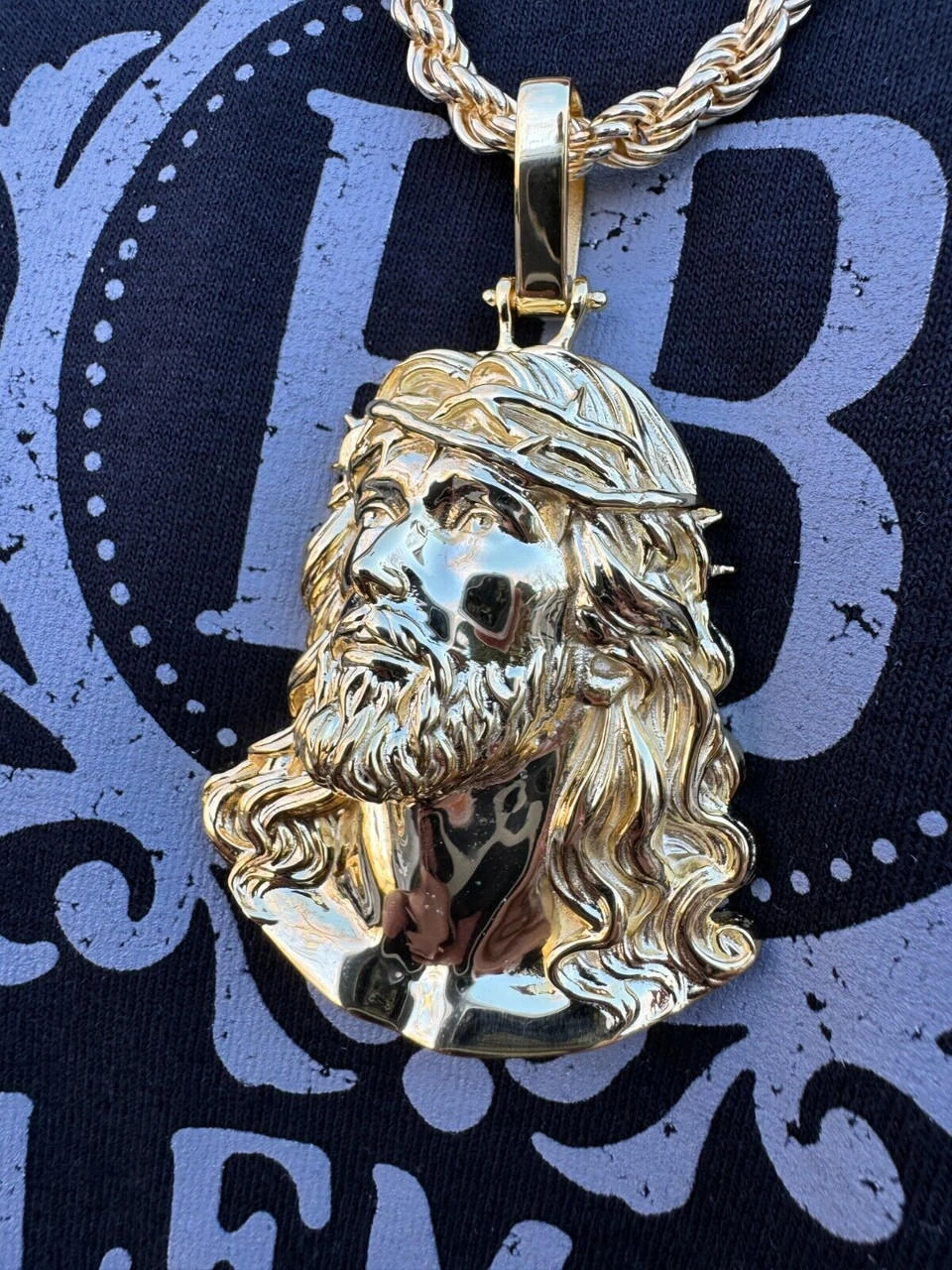 HEAVY Real Solid 925 Silver 14k Gold Vermeil Plain Jesus Piece Pendant Necklace 5 HEAVY Real Solid 925 Silver 14k Gold Vermeil Plain Jesus Piece Pendant Necklace - Image 3