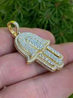Hip Hop Hamsa Hand Pendant Iced Moissanite Pass Diamond Tester Necklace Gold 27 Hip Hop Hamsa Hand Pendant Iced Moissanite Pass Diamond Tester Necklace Gold -Harlem Bling Shop harlembling hip hop hamsa hand pendant iced moissanite pass diamond tester necklace gold 45490.1664382118