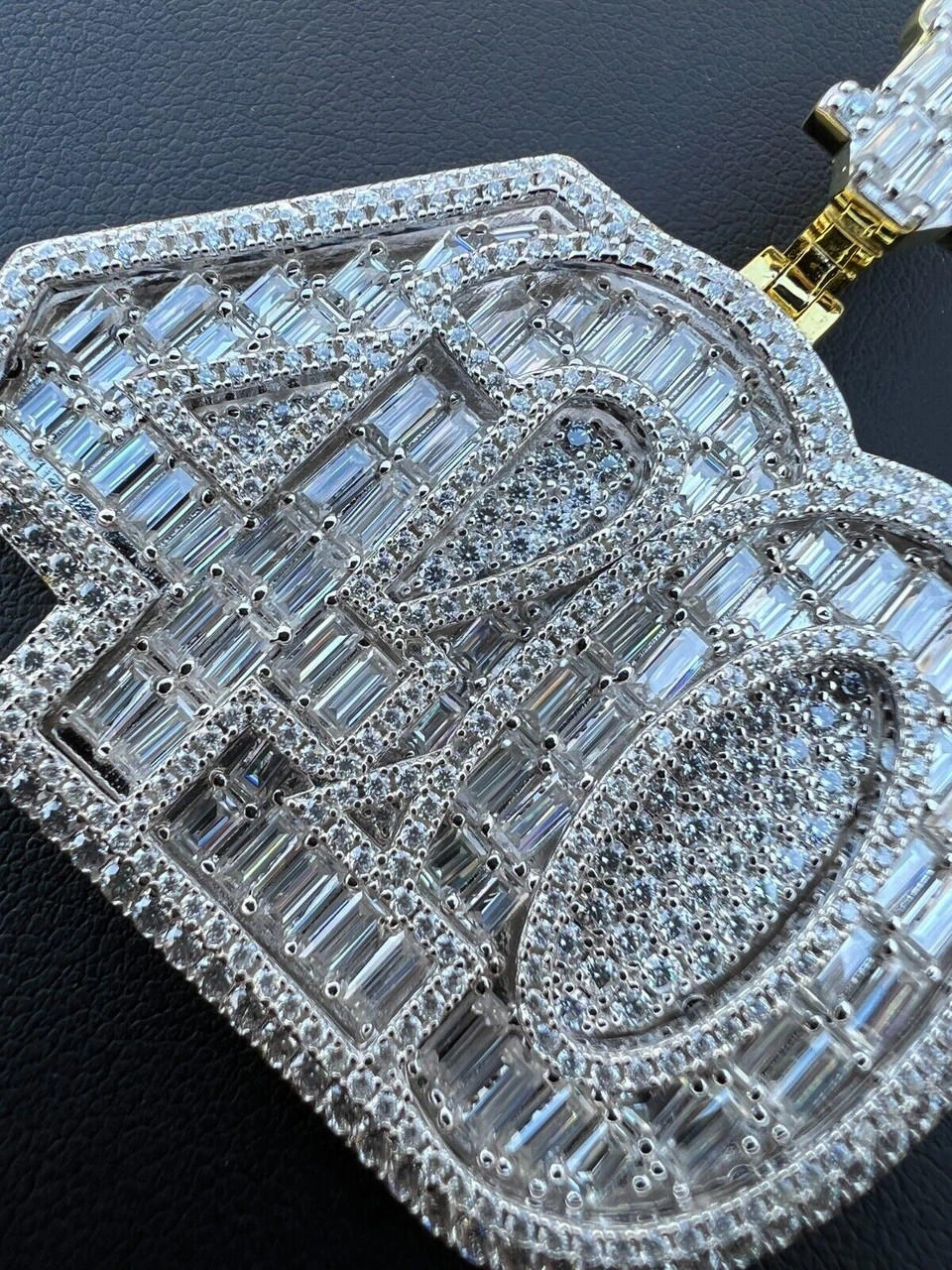 Iced MOISSANITE 925 Silver/Gold Plated 420 Plug Marijuana Weed Pendant Necklace 6 Iced MOISSANITE 925 Silver/Gold Plated 420 Plug Marijuana Weed Pendant Necklace - Image 4