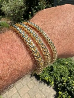 Iced MOISSANITE Clasp 14k Gold Over Stainless Franco Bracelet 4-6mm Pass Tester 32 Iced MOISSANITE Clasp 14k Gold Over Stainless Franco Bracelet 4-6mm Pass Tester -Harlem Bling Shop harlembling iced moissanite clasp 14k gold over stainless franco bracelet 4 6mm pass tester 50023.1690849052