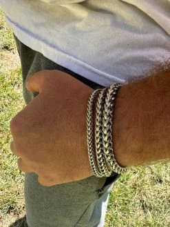 Iced MOISSANITE Clasp 925 Silver & Stainless Franco Bracelet 4-6mm Pass Tester ✅ 40 Iced MOISSANITE Clasp 925 Silver & Stainless Franco Bracelet 4-6mm Pass Tester ✅ -Harlem Bling Shop harlembling iced moissanite clasp 925 silver and stainless franco bracelet 4 6mm pass tester 98899.1690849051