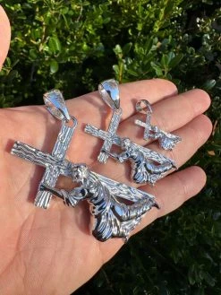 Jesus Carrying Cross Plain Crucifix Pendant Necklace 925 Sterling Silver 3 Sizes 38 Jesus Carrying Cross Plain Crucifix Pendant Necklace 925 Sterling Silver 3 Sizes -Harlem Bling Shop harlembling jesus carrying cross plain crucifix pendant necklace 925 sterling silver 3 sizes 22152.1699328840