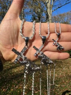 Jesus Carrying Cross Plain Crucifix Pendant Necklace 925 Sterling Silver 3 Sizes 41 Jesus Carrying Cross Plain Crucifix Pendant Necklace 925 Sterling Silver 3 Sizes -Harlem Bling Shop harlembling jesus carrying cross plain crucifix pendant necklace 925 sterling silver 3 sizes 30220.1699328755