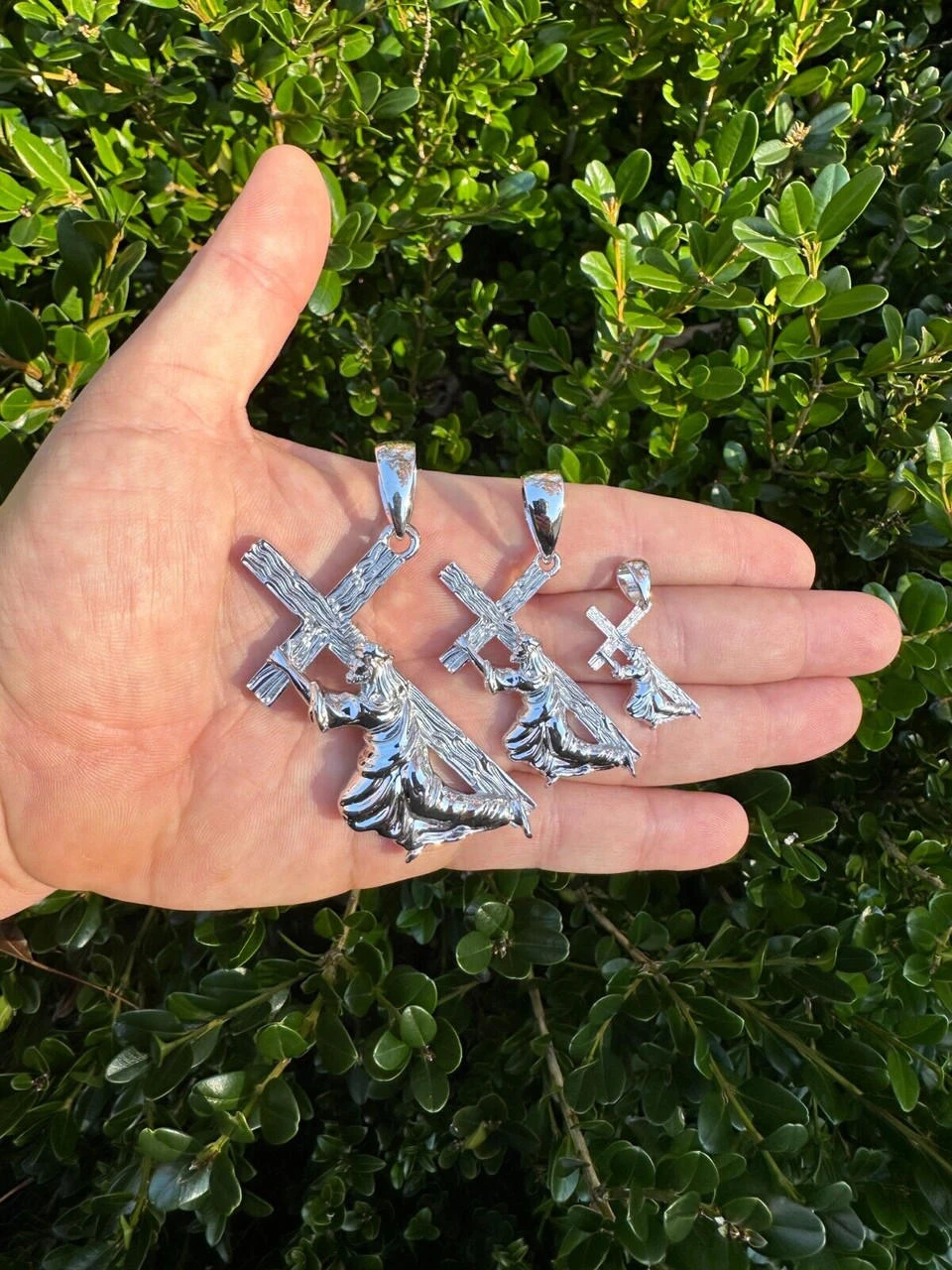 Jesus Carrying Cross Plain Crucifix Pendant Necklace 925 Sterling Silver 3 Sizes 20 Jesus Carrying Cross Plain Crucifix Pendant Necklace 925 Sterling Silver 3 Sizes - Image 18