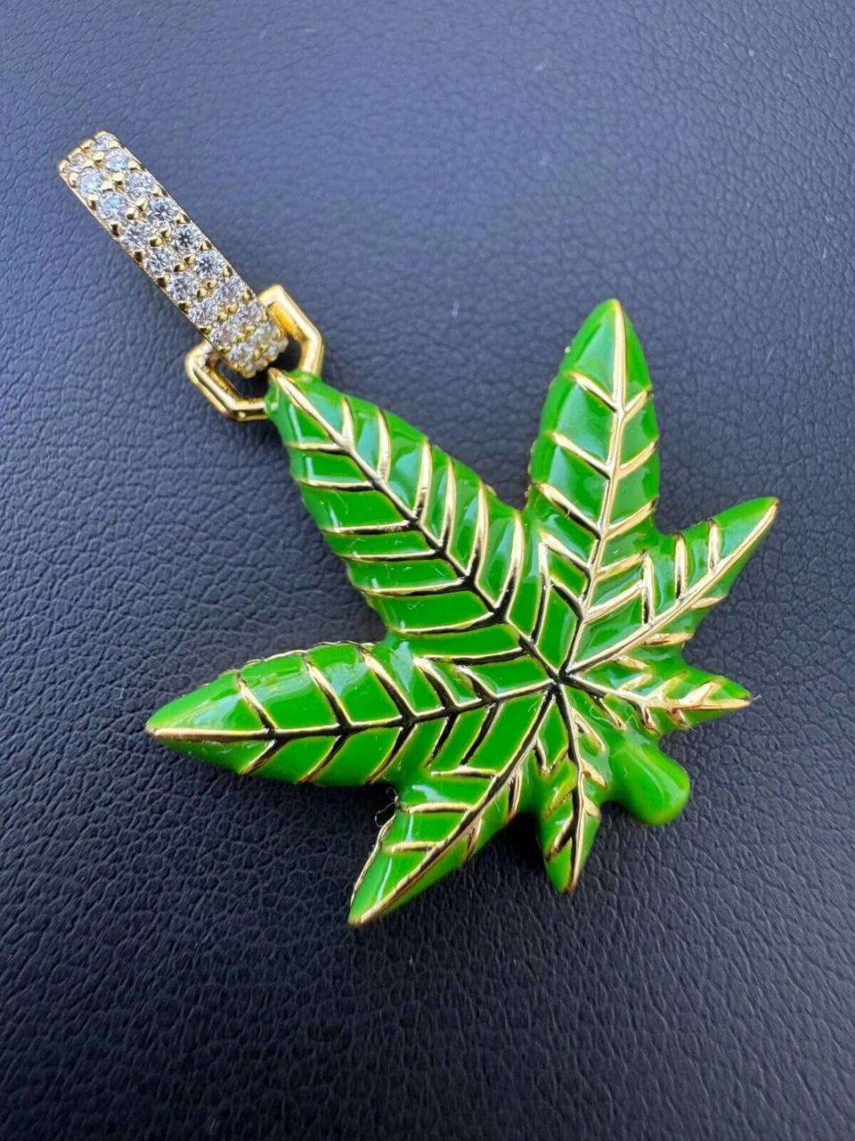 Marijuana Pendant Moissanite 925 Silver Marijuana Weed Leaf Pendant Necklace 5 Marijuana Pendant Moissanite 925 Silver Marijuana Weed Leaf Pendant Necklace - Image 3
