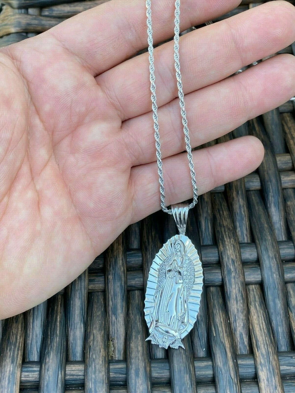 Men's Real 925 Sterling Silver - Virgin Mary Guadalupe Necklace Nuestra Senora 16 Men's Real 925 Sterling Silver - Virgin Mary Guadalupe Necklace Nuestra Senora - Image 14