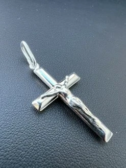 Men’s REAL Solid 925 Sterling Silver Jesus On Cross Crucifix Necklace Pendant -Harlem Bling Shop harlembling mens real solid 925 sterling silver jesus on cross crucifix necklace pendant 54707.1664361248