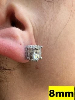 Moissanite 3D Iced Prong Solitaire Screwback Studs Earrings Real 925 Silver 26 Moissanite 3D Iced Prong Solitaire Screwback Studs Earrings Real 925 Silver -Harlem Bling Shop harlembling moissanite 3d iced prong solitaire screwback studs earrings real 925 silver 25968.1686866989