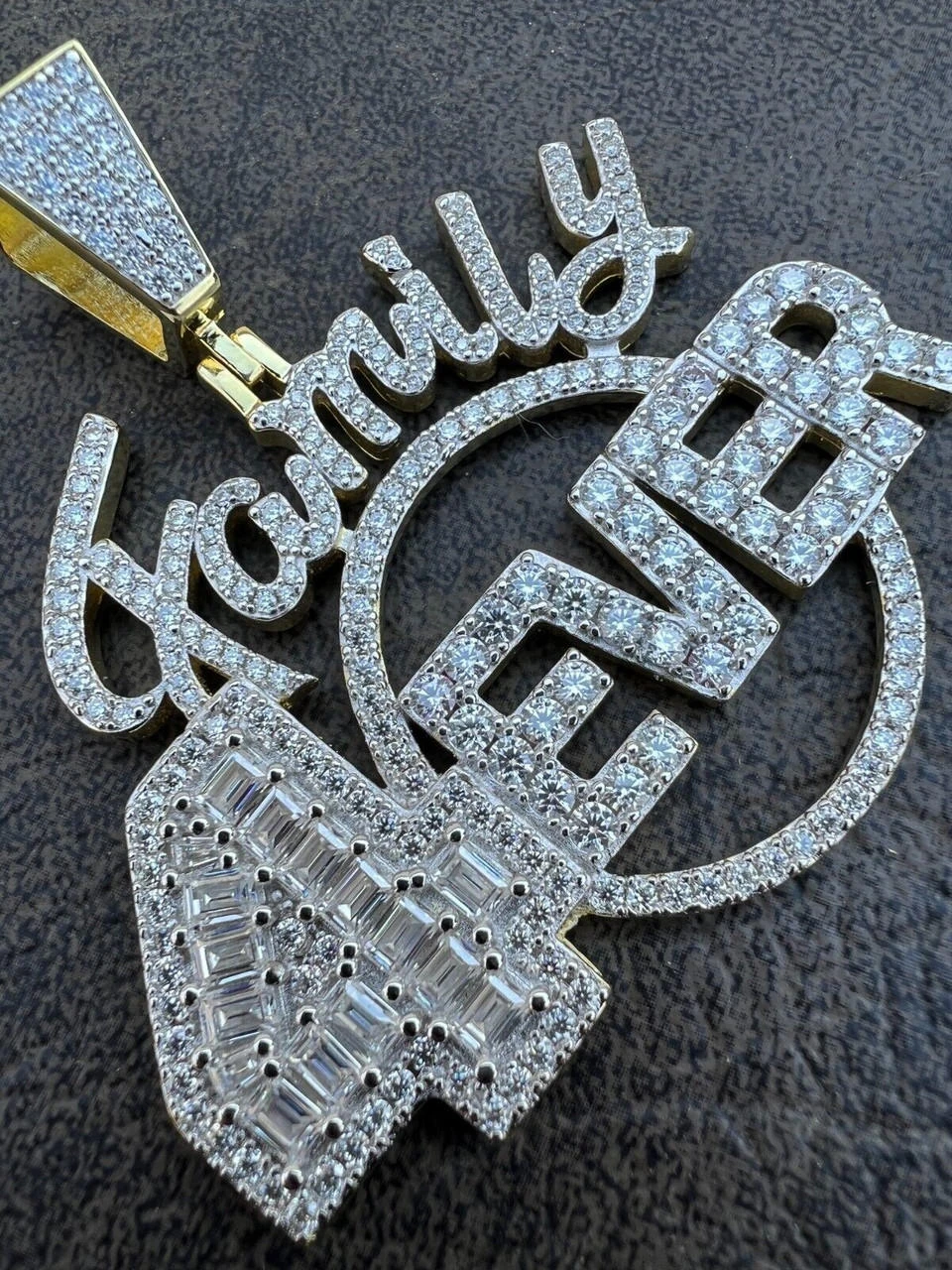 MOISSANITE 925 Silver / Gold Family Forever 4EVER Iced Hip Hop Necklace Pendant 6 MOISSANITE 925 Silver / Gold Family Forever 4EVER Iced Hip Hop Necklace Pendant - Image 4