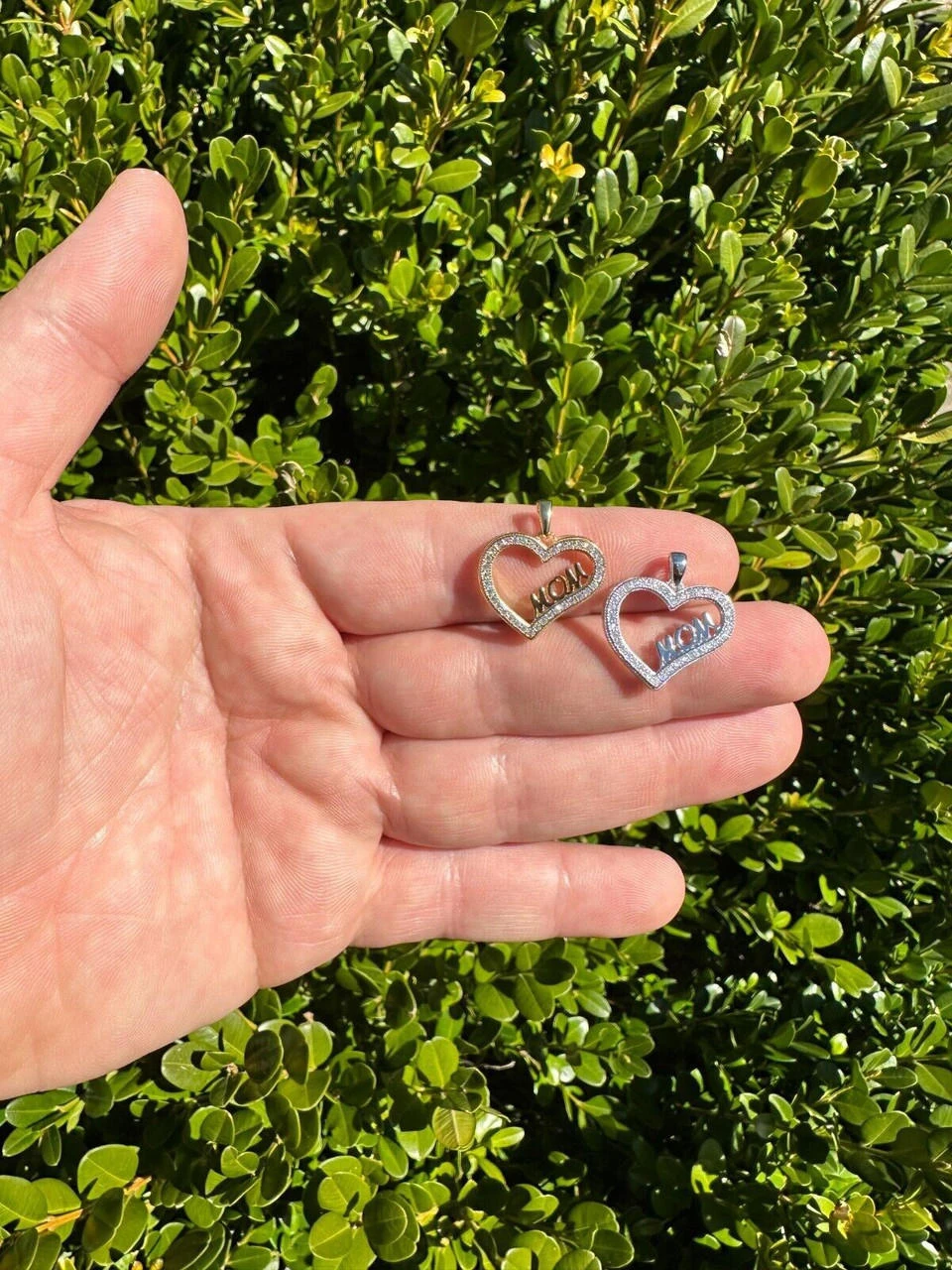 MOISSANITE 925 Silver/Gold Iced Mom Heart Shape Love Mother Day Pendant Necklace 17 MOISSANITE 925 Silver/Gold Iced Mom Heart Shape Love Mother Day Pendant Necklace - Image 15