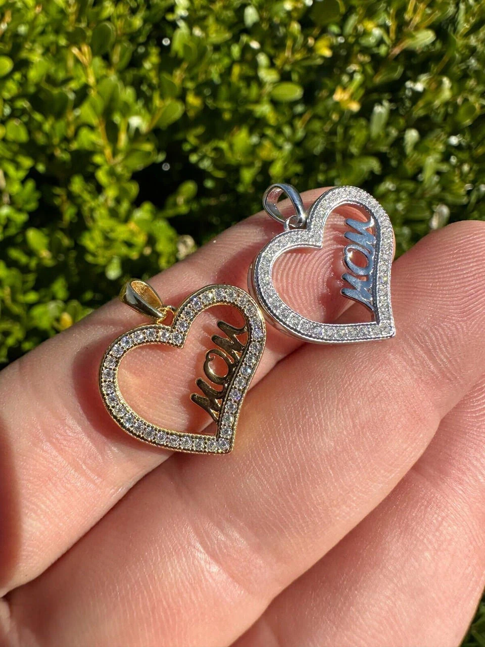 MOISSANITE 925 Silver/Gold Iced Mom Heart Shape Love Mother Day Pendant Necklace 18 MOISSANITE 925 Silver/Gold Iced Mom Heart Shape Love Mother Day Pendant Necklace - Image 16