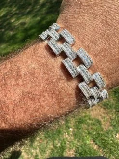 MOISSANITE Baguette 14mm Mens Iced Panther Link Presidential Bracelet Hip Hop 37 MOISSANITE Baguette 14mm Mens Iced Panther Link Presidential Bracelet Hip Hop -Harlem Bling Shop harlembling moissanite baguette 14mm mens iced panther link presidential bracelet hip hop 23391.1682454518