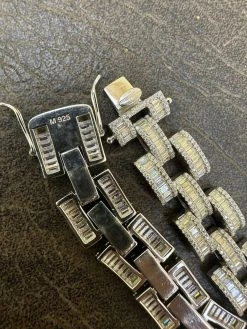 MOISSANITE Baguette 14mm Mens Iced Panther Link Presidential Bracelet Hip Hop 32 MOISSANITE Baguette 14mm Mens Iced Panther Link Presidential Bracelet Hip Hop -Harlem Bling Shop harlembling moissanite baguette 14mm mens iced panther link presidential bracelet hip hop 71650.1682454482