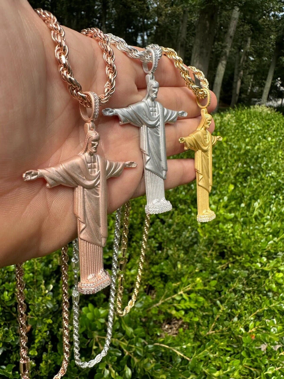 MOISSANITE Christ The Redeemer 925 Silver/ Yellow Rose Gold Necklace Jesus Piece 22 MOISSANITE Christ The Redeemer 925 Silver/ Yellow Rose Gold Necklace Jesus Piece - Image 20