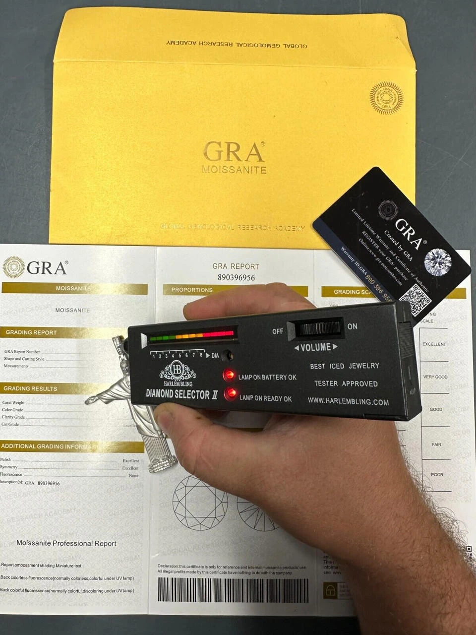 MOISSANITE Christ The Redeemer 925 Silver/ Yellow Rose Gold Necklace Jesus Piece 12 MOISSANITE Christ The Redeemer 925 Silver/ Yellow Rose Gold Necklace Jesus Piece - Image 10