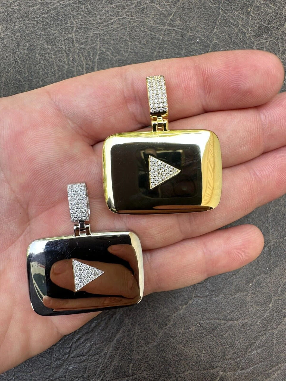 MOISSANITE Iced Youtube Play Button Pendant Real 925 Silver/Gold Plated Necklace 21 MOISSANITE Iced Youtube Play Button Pendant Real 925 Silver/Gold Plated Necklace - Image 19