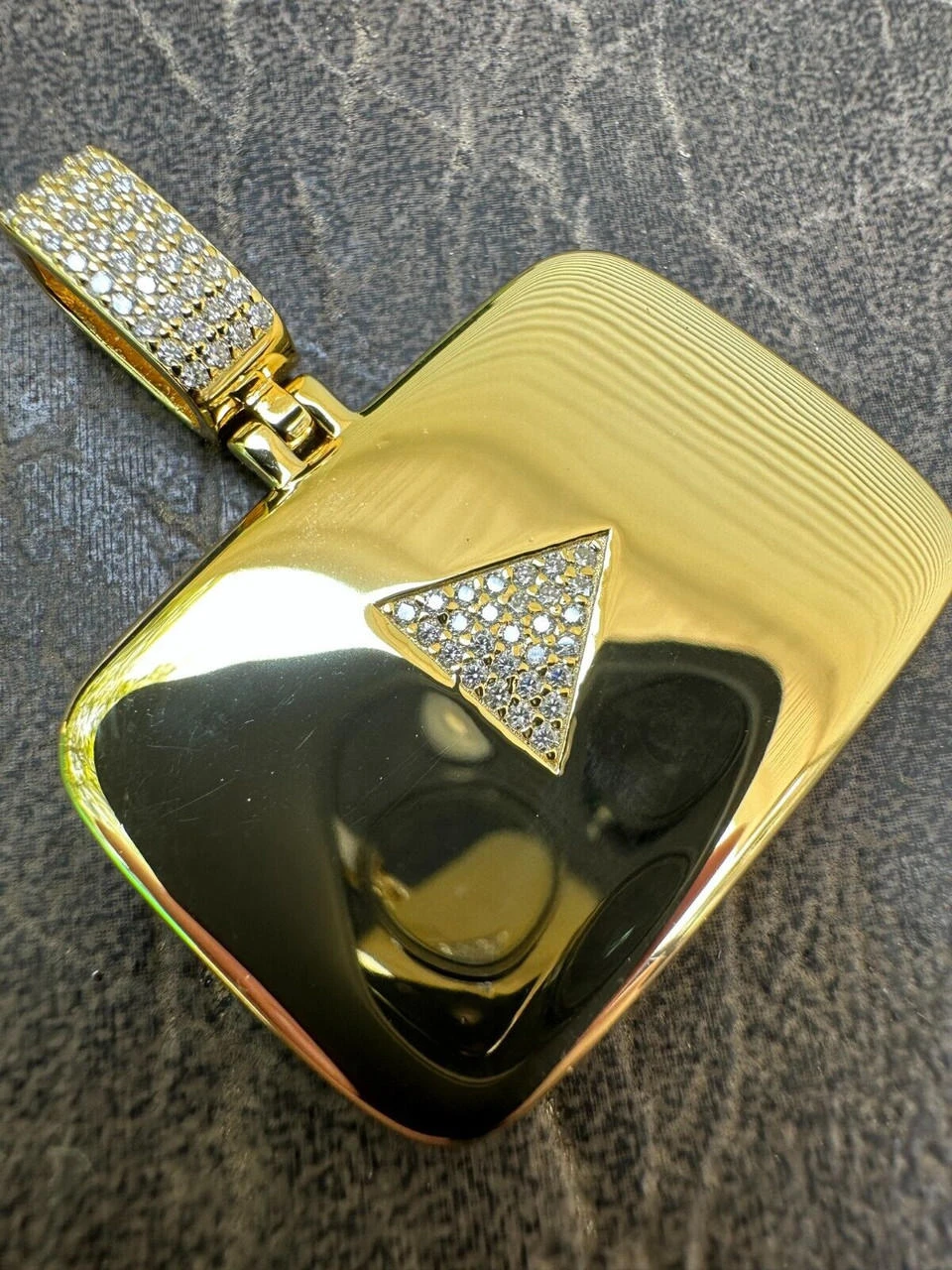 MOISSANITE Iced Youtube Play Button Pendant Real 925 Silver/Gold Plated Necklace 20 MOISSANITE Iced Youtube Play Button Pendant Real 925 Silver/Gold Plated Necklace - Image 18