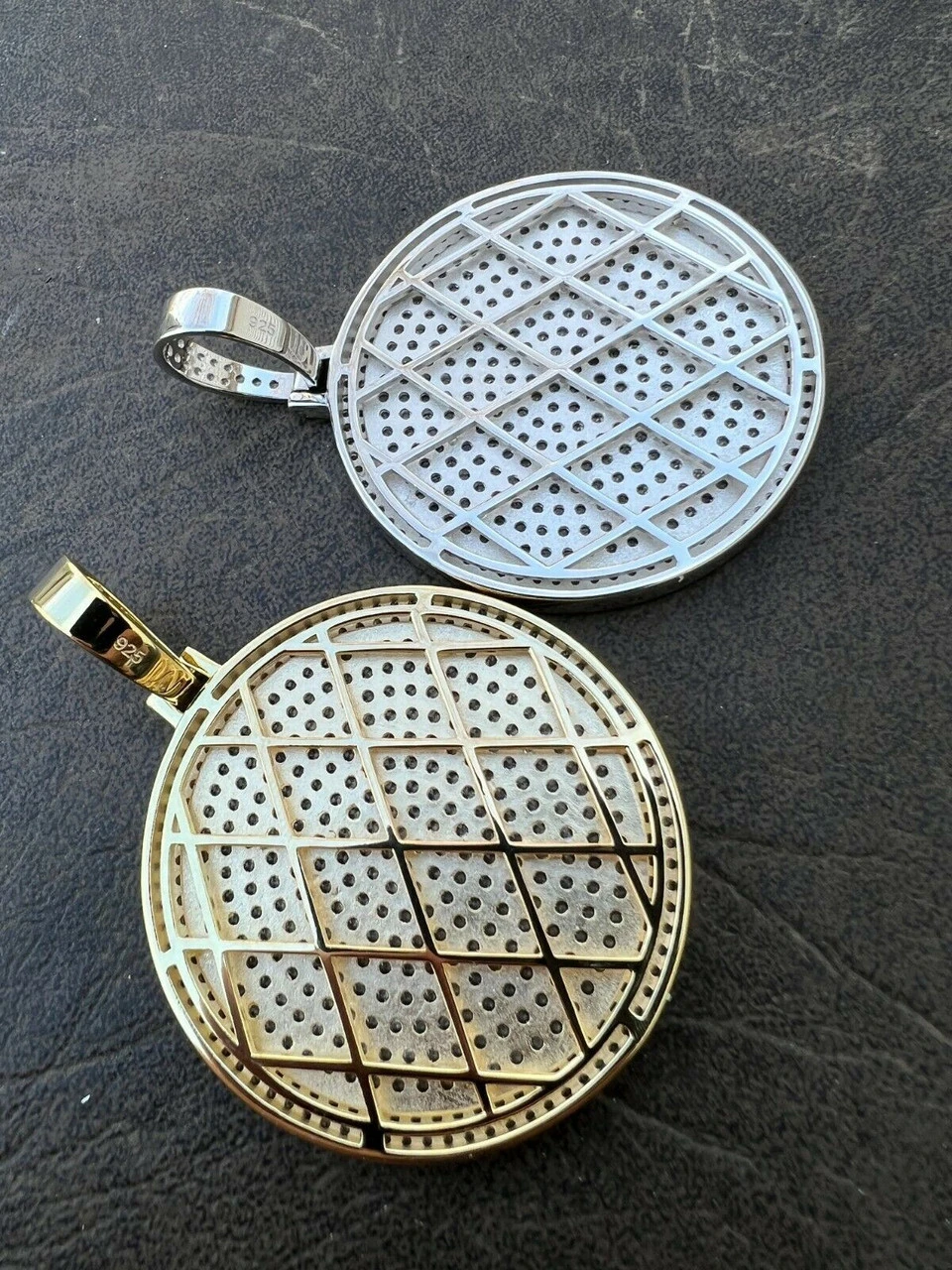 MOISSANITE Large Bling Out Iced Round Hip Hop Pendant Necklace Pass Diamond Test 11 MOISSANITE Large Bling Out Iced Round Hip Hop Pendant Necklace Pass Diamond Test - Image 9