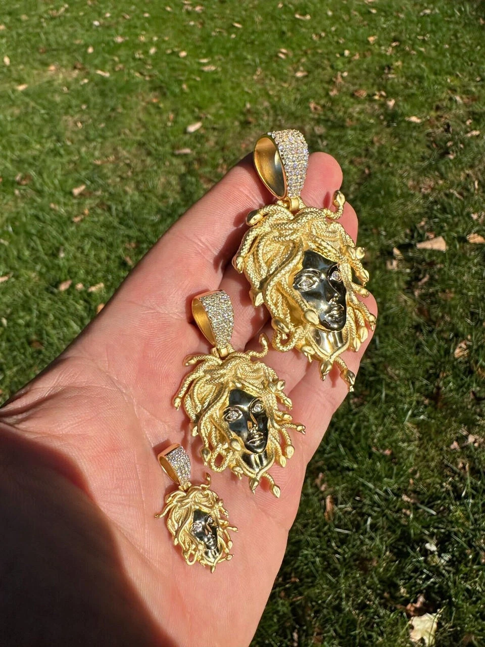 MOISSANITE Medusa Head Pendant - Iced Necklace Real 14k Gold Vermeil 925 Silver 15 MOISSANITE Medusa Head Pendant - Iced Necklace Real 14k Gold Vermeil 925 Silver - Image 13