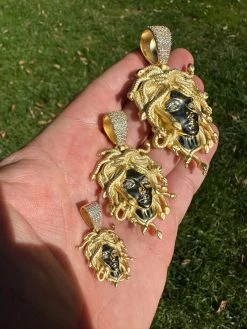 MOISSANITE Medusa Head Pendant - Iced Necklace Real 14k Gold Vermeil 925 Silver 37 MOISSANITE Medusa Head Pendant - Iced Necklace Real 14k Gold Vermeil 925 Silver -Harlem Bling Shop harlembling moissanite medusa head pendant iced necklace real 14k gold vermeil 925 silver 76568.1698377305