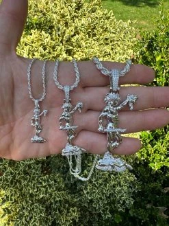 MOISSANITE Perseus W. Medusa Head Pendant - Iced Necklace Real 925 Silver 3 Size 41 MOISSANITE Perseus W. Medusa Head Pendant - Iced Necklace Real 925 Silver 3 Size -Harlem Bling Shop harlembling moissanite perseus w medusa head pendant iced necklace real 925 silver 3 size 55305.1696386243