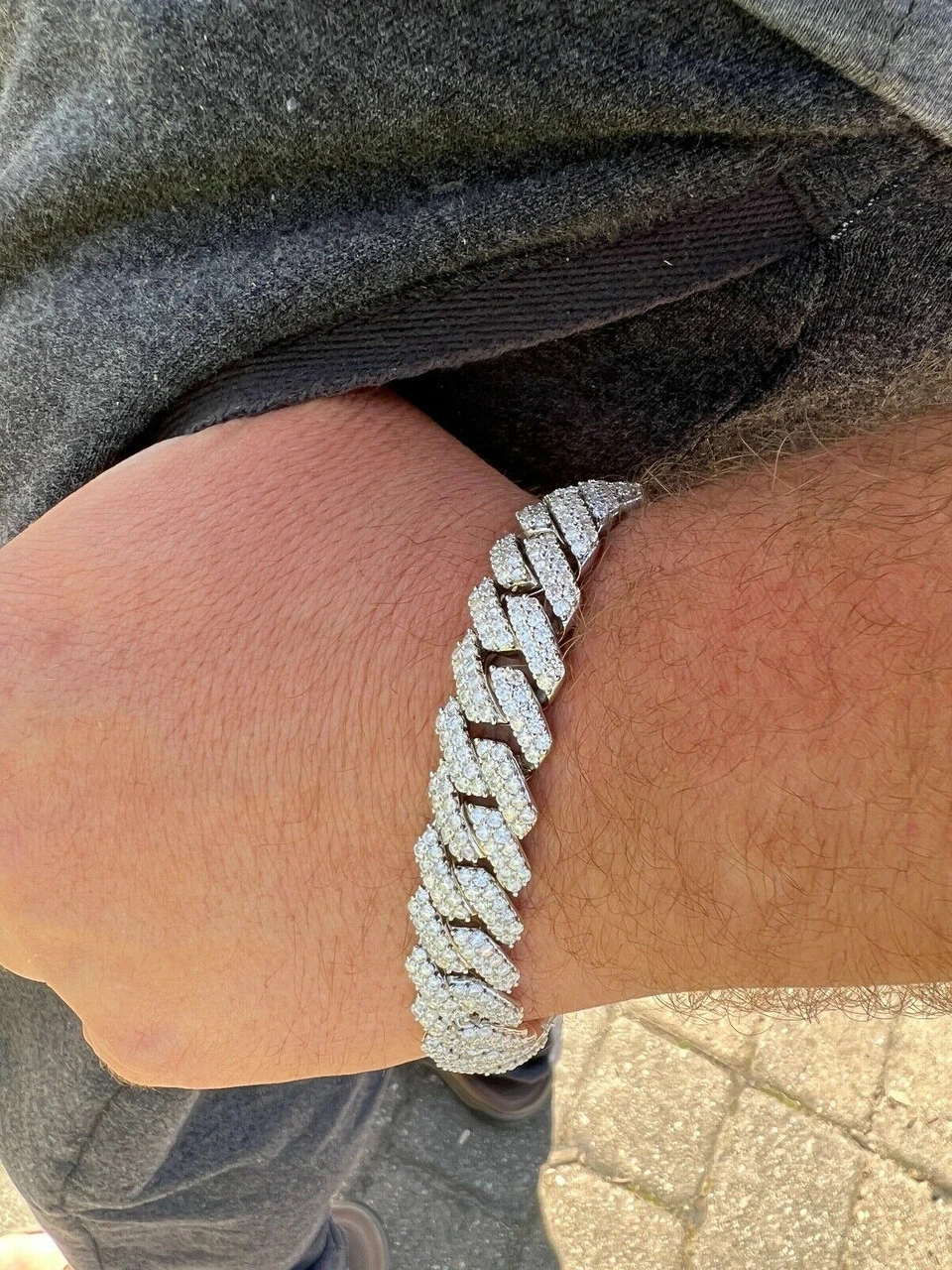 MOISSANITE Prong Cuban Link Bracelet 925 Silver Iced Pass Diamond Tester Hip Hop 6 MOISSANITE Prong Cuban Link Bracelet 925 Silver Iced Pass Diamond Tester Hip Hop - Image 4