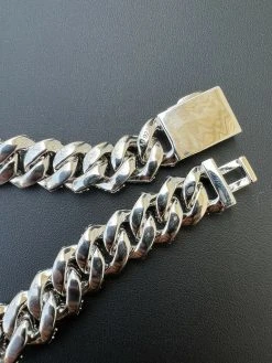 MOISSANITE Prong Cuban Link Bracelet 925 Silver Iced Pass Diamond Tester Hip Hop 23 MOISSANITE Prong Cuban Link Bracelet 925 Silver Iced Pass Diamond Tester Hip Hop -Harlem Bling Shop harlembling moissanite prong cuban link bracelet 925 silver iced pass diamond tester hip hop 86714.1664357887