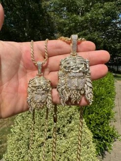 MOISSANITE Real 14k Gold Vermeil 925 Silver Iced Out Jesus Piece Pendant Necklace 38 MOISSANITE Real 14k Gold Vermeil 925 Silver Iced Out Jesus Piece Pendant Necklace -Harlem Bling Shop harlembling moissanite real 14k gold vermeil 925 silver iced out jesus piece pendant necklace 22002.1689463919