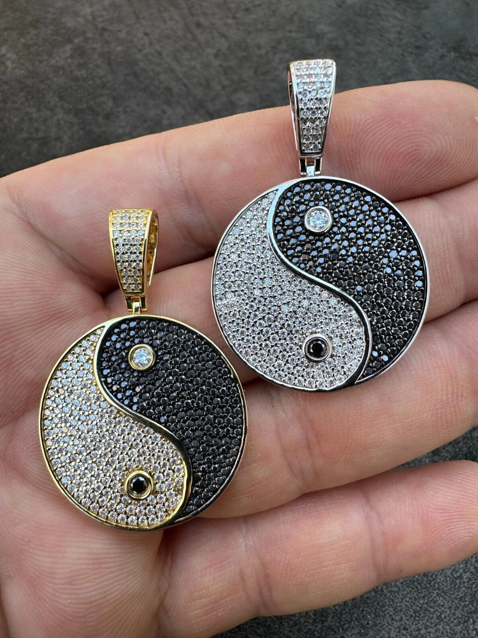 MOISSANITE Real 925 Silver / Gold Iced Ying Yang Chinese Symbol Pendant Necklace 13 MOISSANITE Real 925 Silver / Gold Iced Ying Yang Chinese Symbol Pendant Necklace - Image 11