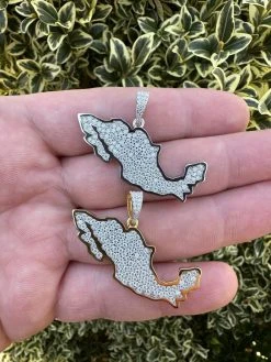 MOISSANITE Real 925 Silver / Gold Mexico Map Shape Flag Necklace Pendant Iced 32 MOISSANITE Real 925 Silver / Gold Mexico Map Shape Flag Necklace Pendant Iced -Harlem Bling Shop harlembling moissanite real 925 silver gold mexico map shape flag necklace pendant iced 29204.1680810938
