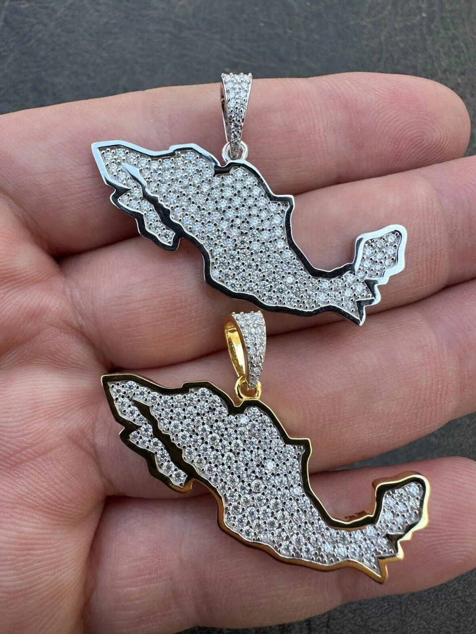 MOISSANITE Real 925 Silver / Gold Mexico Map Shape Flag Necklace Pendant Iced 5 MOISSANITE Real 925 Silver / Gold Mexico Map Shape Flag Necklace Pendant Iced - Image 3