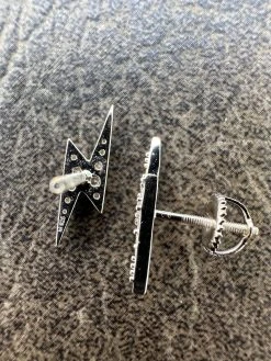 Moissanite Real 925 Silver Iced Hip Hop Lightning Bolt Earrings Passes Tester 23 Moissanite Real 925 Silver Iced Hip Hop Lightning Bolt Earrings Passes Tester -Harlem Bling Shop harlembling moissanite real 925 silver iced hip hop lightning bolt earrings passes tester 66802.1678301748